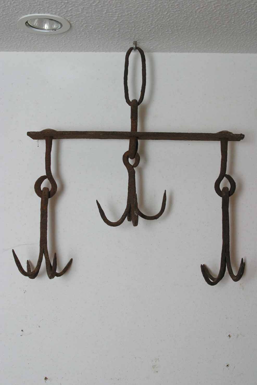 gancio per pozzo - produzione marchigiana (secc. XIX/ XX)