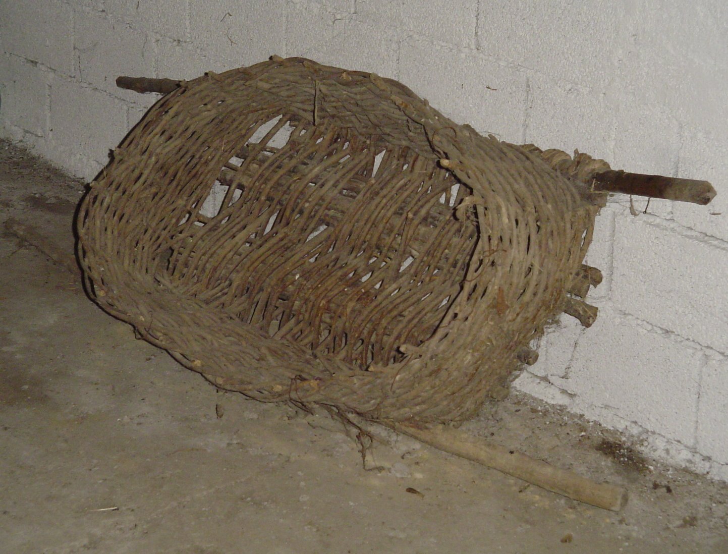 cestone - produzione marchigiana (sec. XX prima metà)