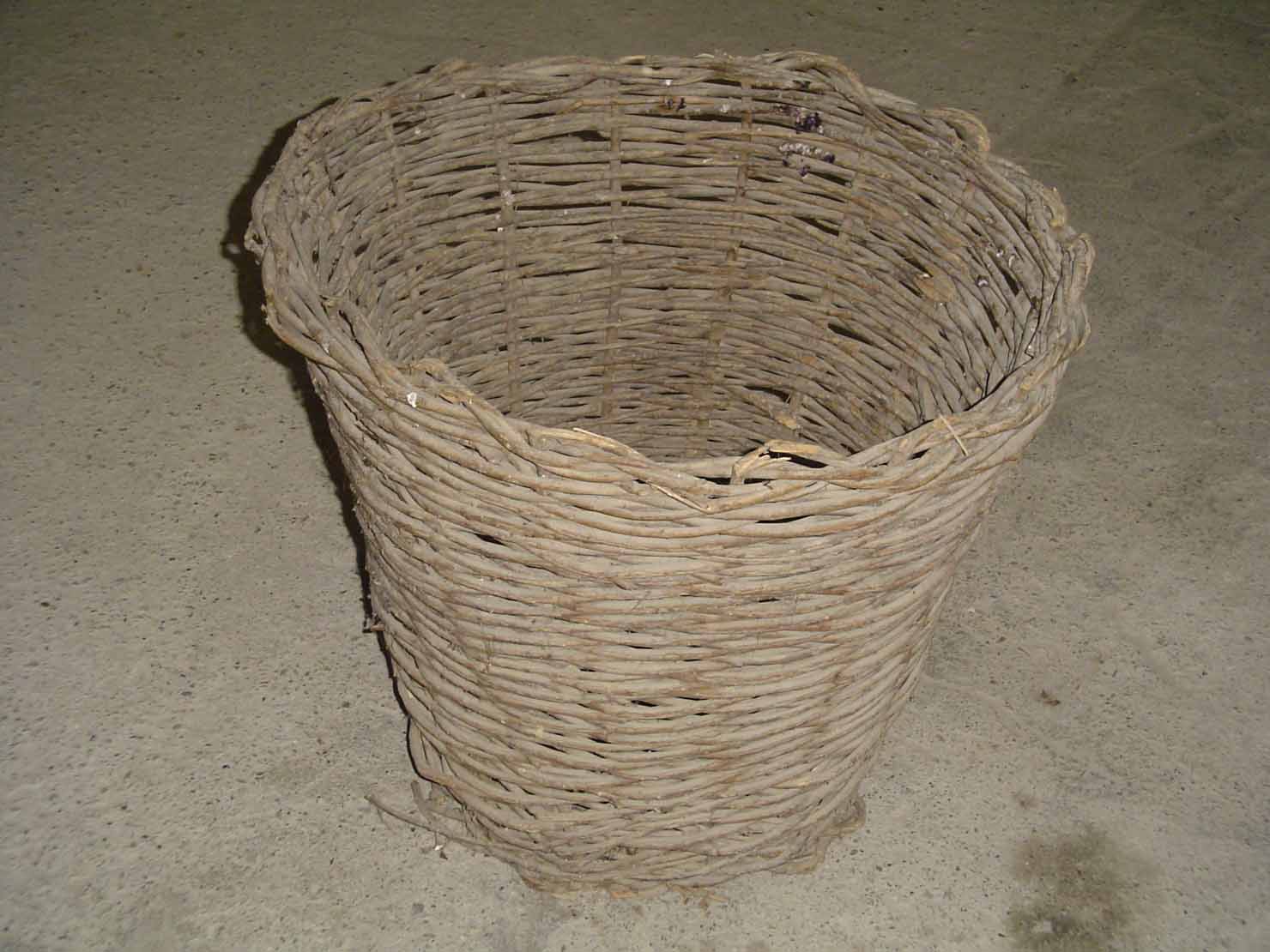 cestone - produzione marchigiana (sec. XX prima metà)