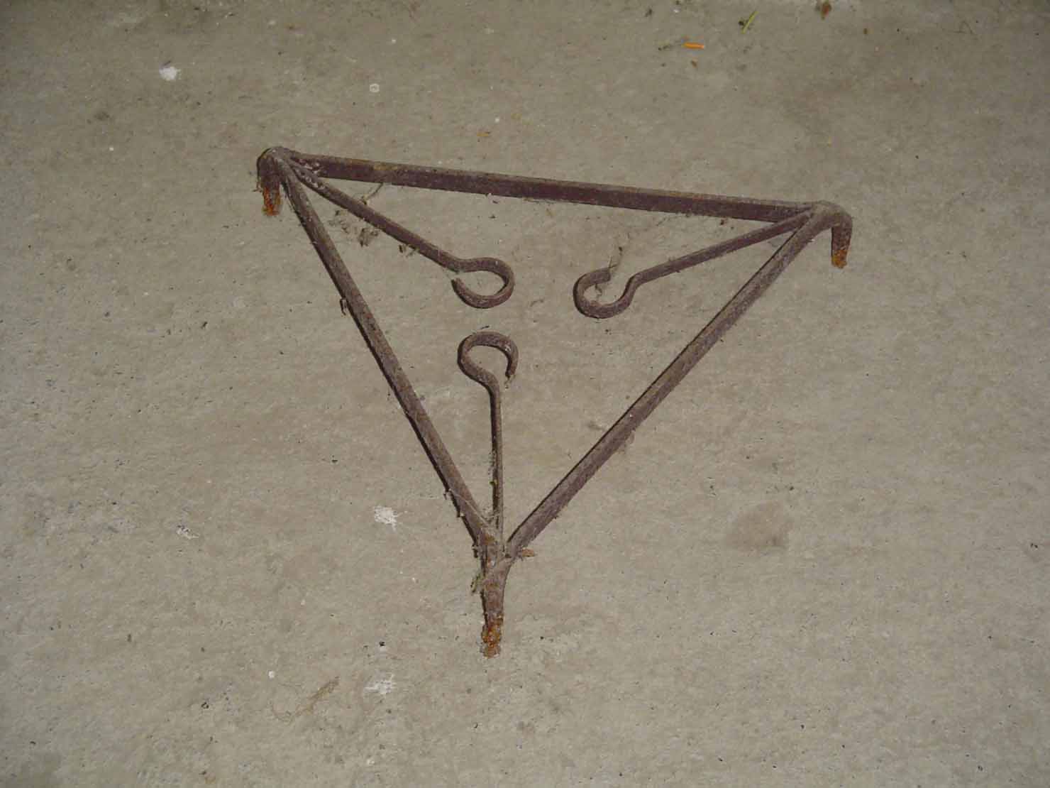 treppiede - produzione marchigiana (sec. XX prima metà)