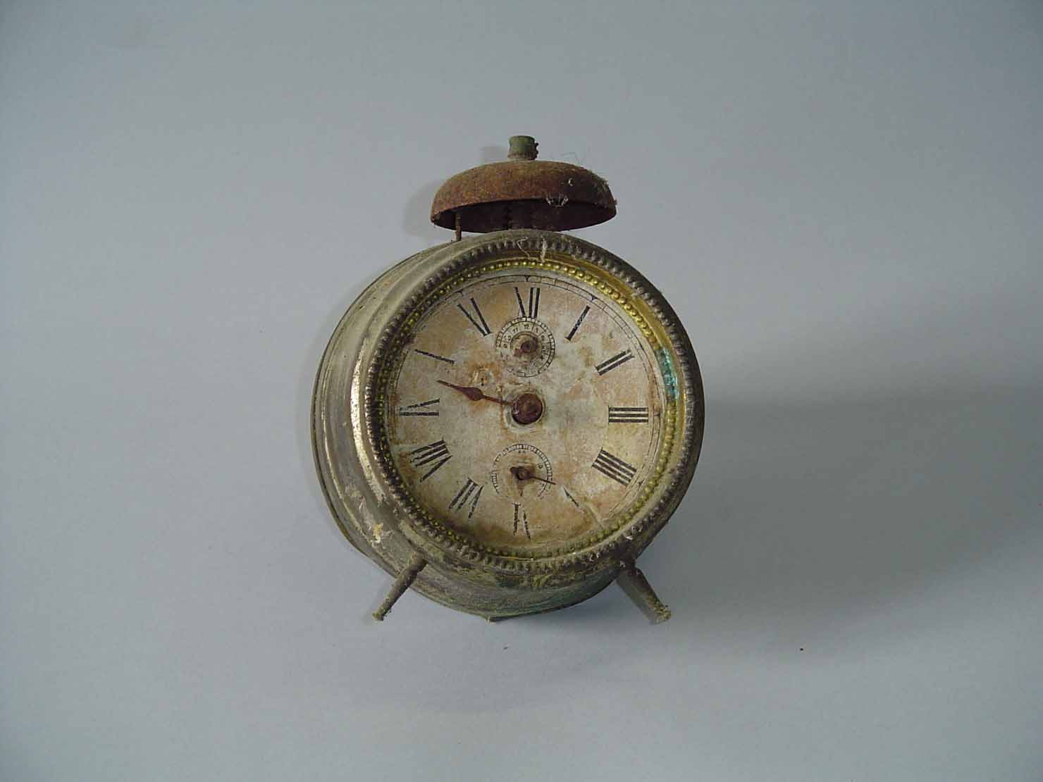 sveglia - produzione marchigiana (sec. XX prima metà)