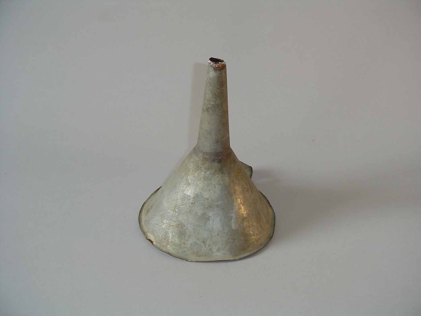 imbuto - produzione marchigiana (sec. XX prima metà)