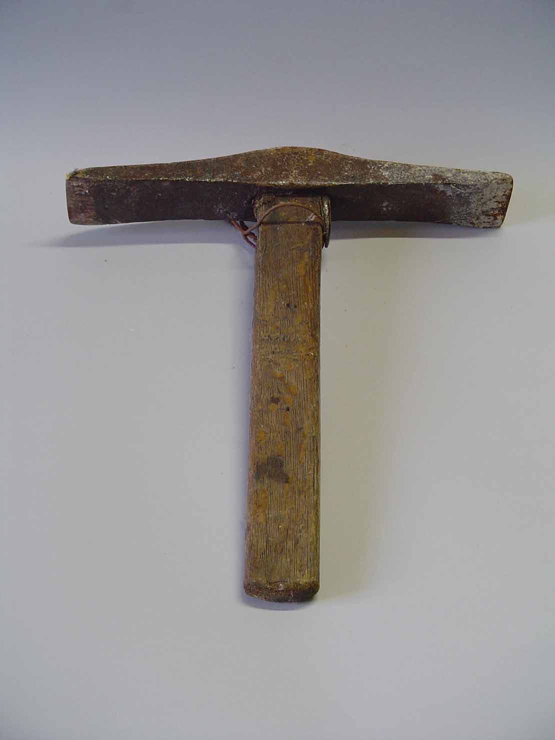 martello - produzione marchigiana (sec. XX prima metà)