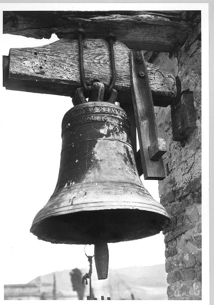 campana - bottega marchigiana (sec. XVI)