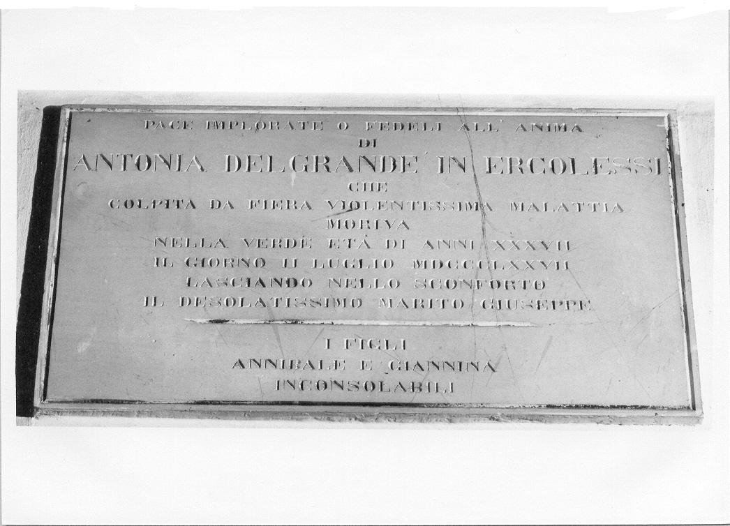 lapide tombale - bottega marchigiana (sec. XIX)