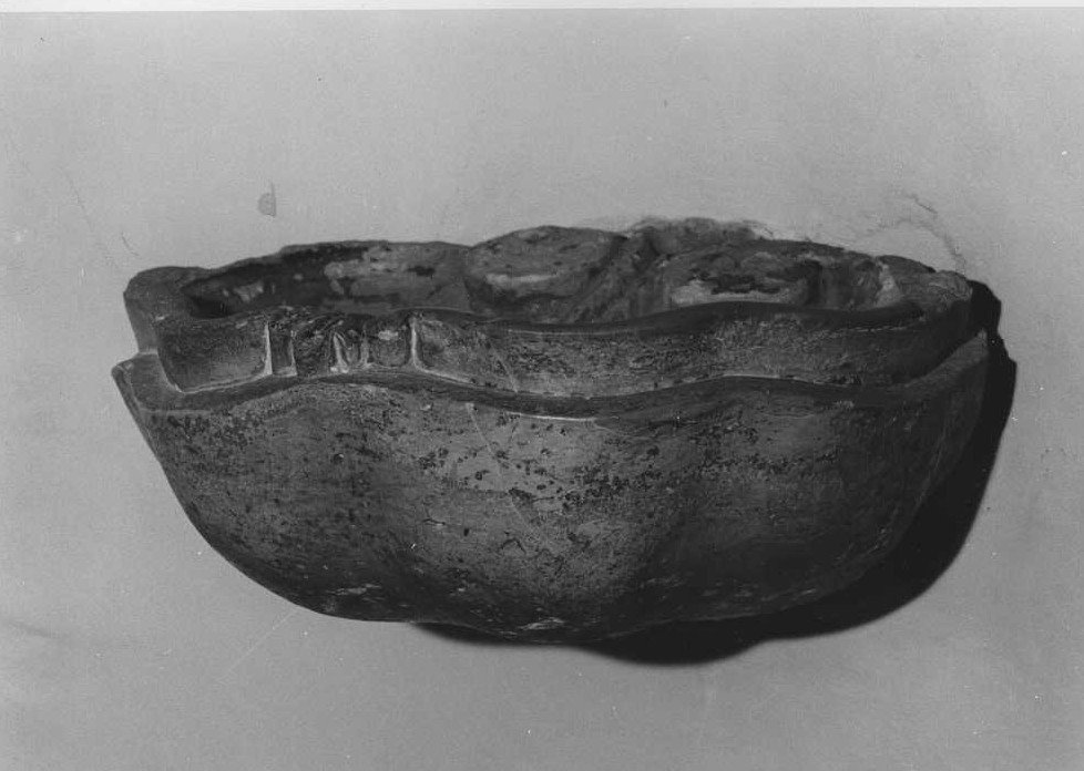 acquasantiera - a conchiglia - bottega italiana (seconda metà sec. XVIII)