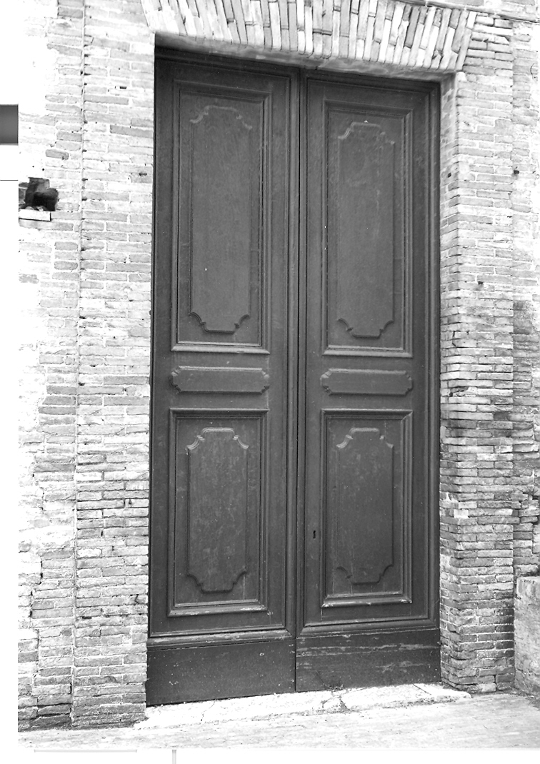 portale, coppia - bottega marchigiana (seconda metà sec. XVIII)