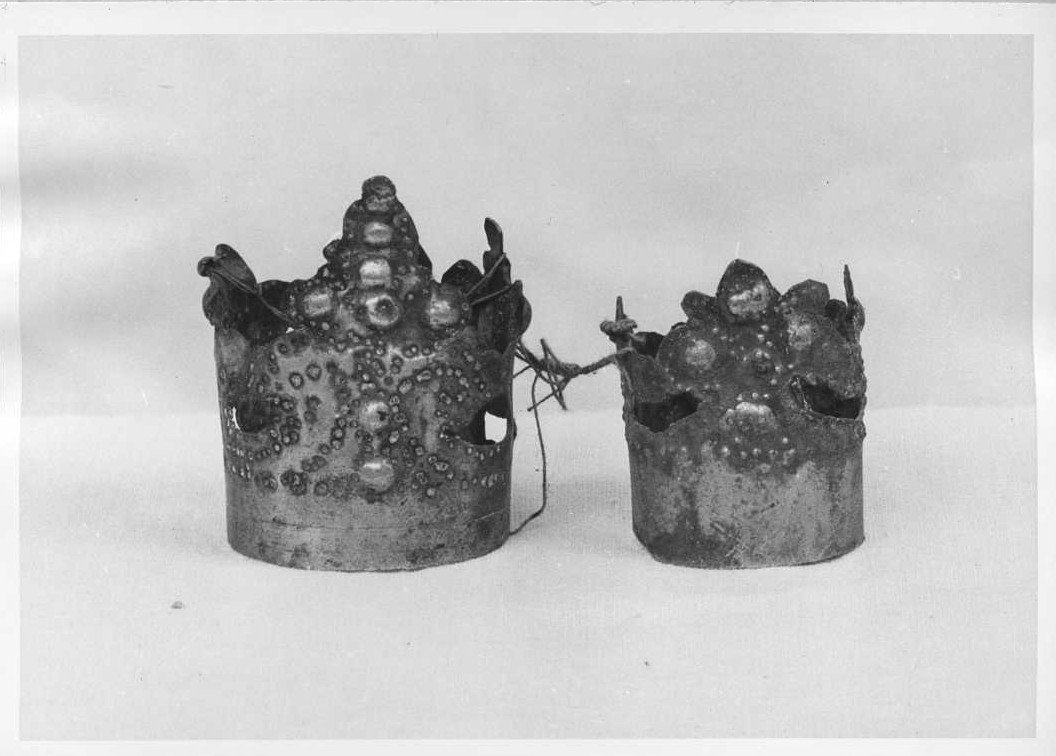 corona da statua, coppia - bottega marchigiana (sec. XVIII)