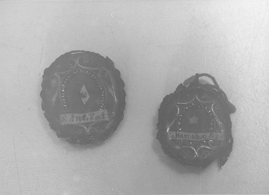reliquiario a capsula - a medaglione - bottega marchigiana (sec. XIX)