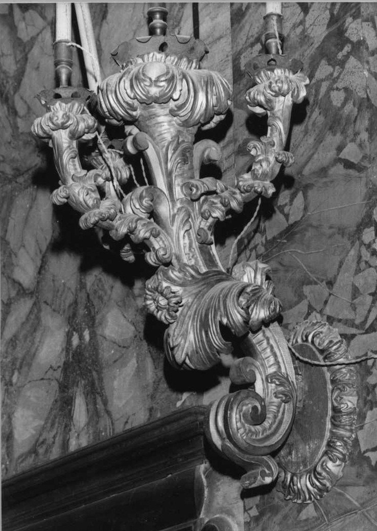 candeliere da parete, coppia - bottega marchigiana (sec. XVII)