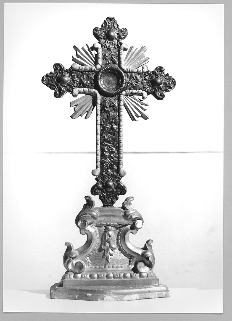 reliquiario - a croce - bottega marchigiana (seconda metà sec. XIX)