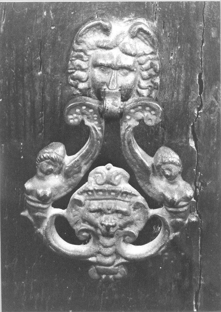 maniglia, coppia - bottega marchigiana (inizio sec. XVII)