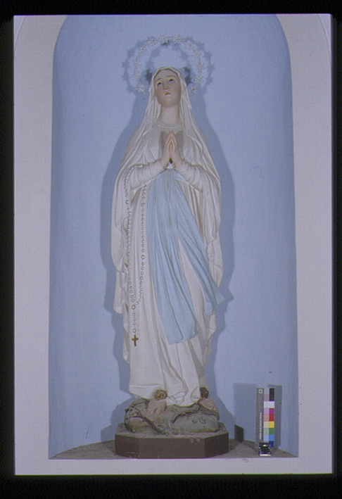 Madonna di Lourdes (statua) - produzione italiana (metà sec. XX)