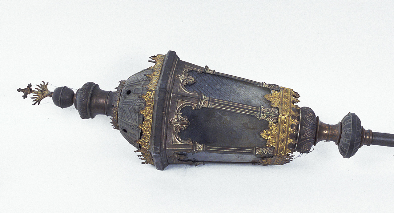 lanterna processionale - bottega italiana (prima metà sec. XX)