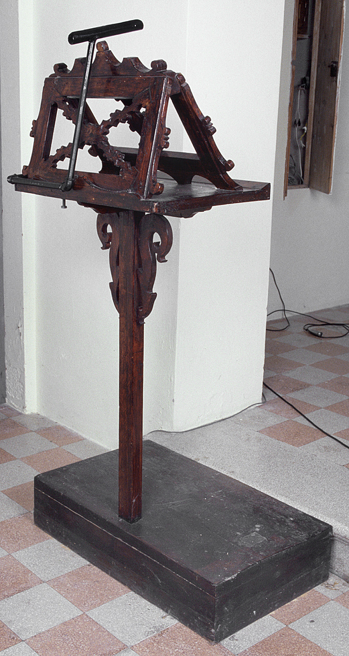 leggio - bottega marchigiana (prima metà sec. XVIII)