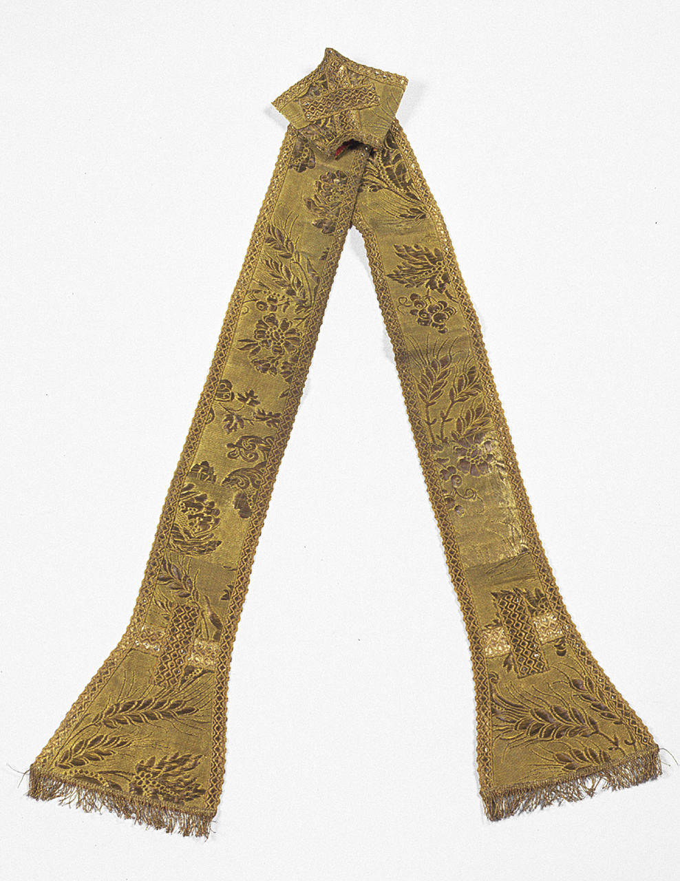 stola - manifattura italiana (primo quarto sec. XX)