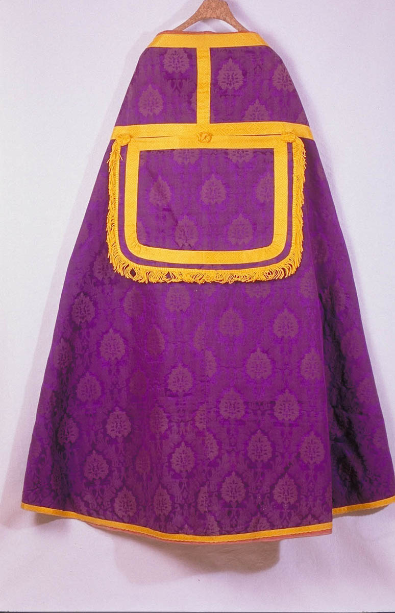 piviale - manifattura marchigiana (prima metà sec. XX)