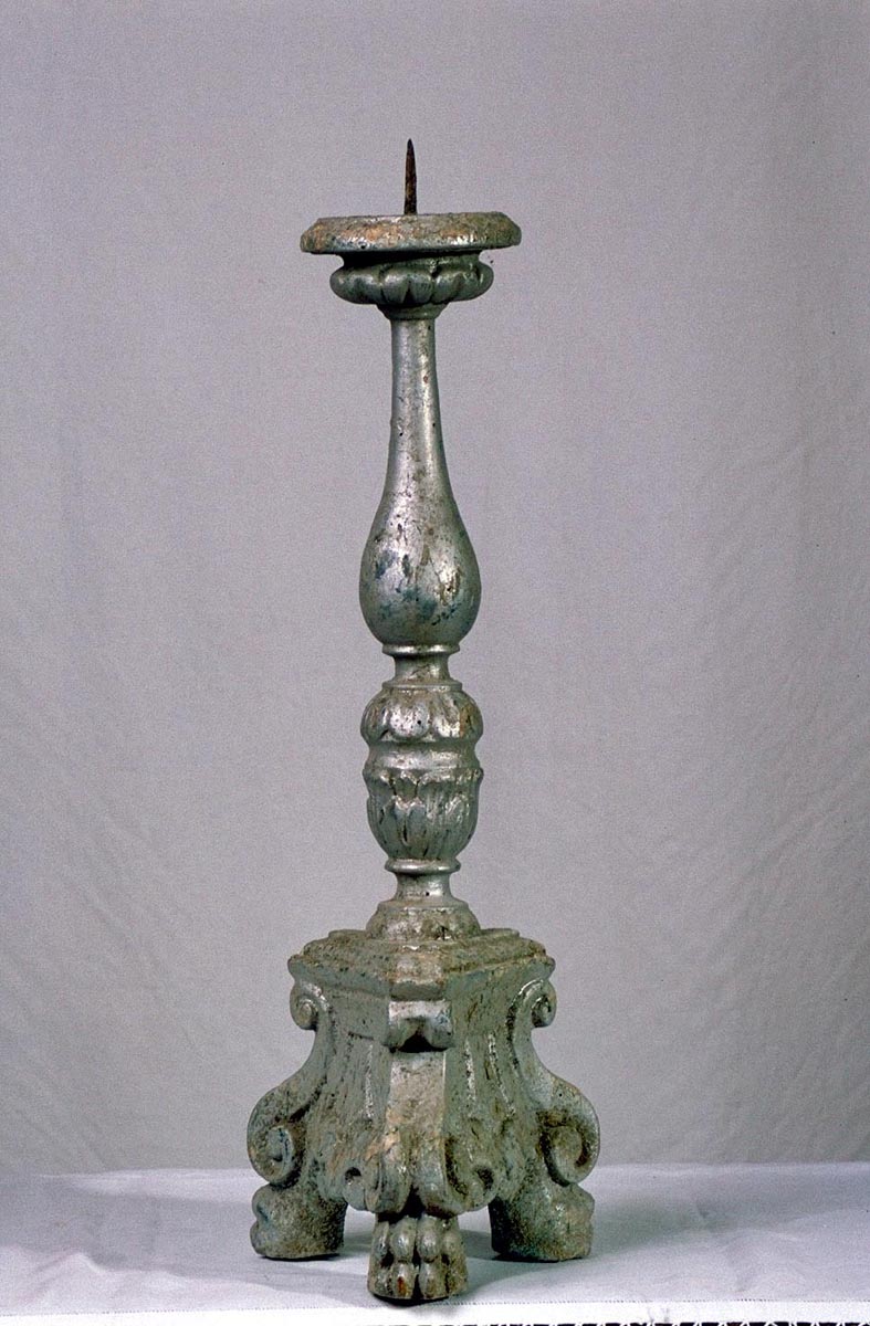 candeliere d'altare, coppia - bottega marchigiana (prima metà sec. XIX)