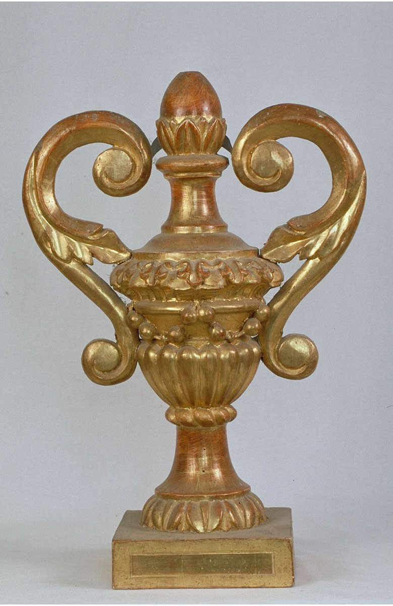 vaso d'altare con composizione floreale, serie - bottega marchigiana (primo quarto sec. XIX)