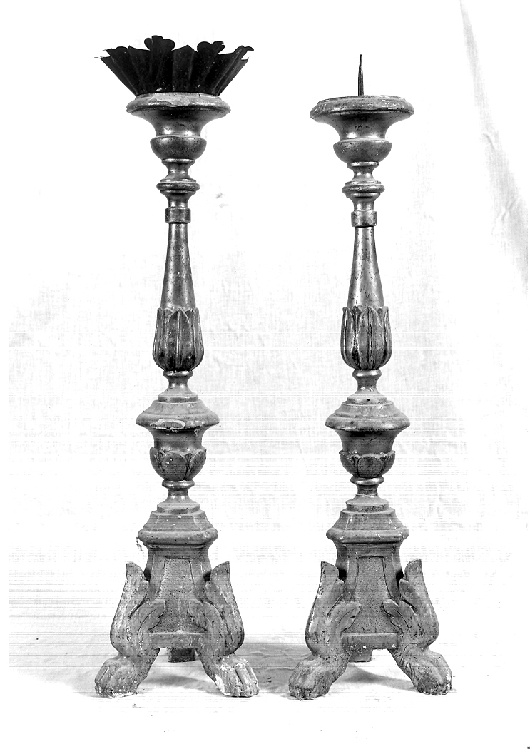 candelabro, serie - bottega marchigiana (primo quarto sec. XX)