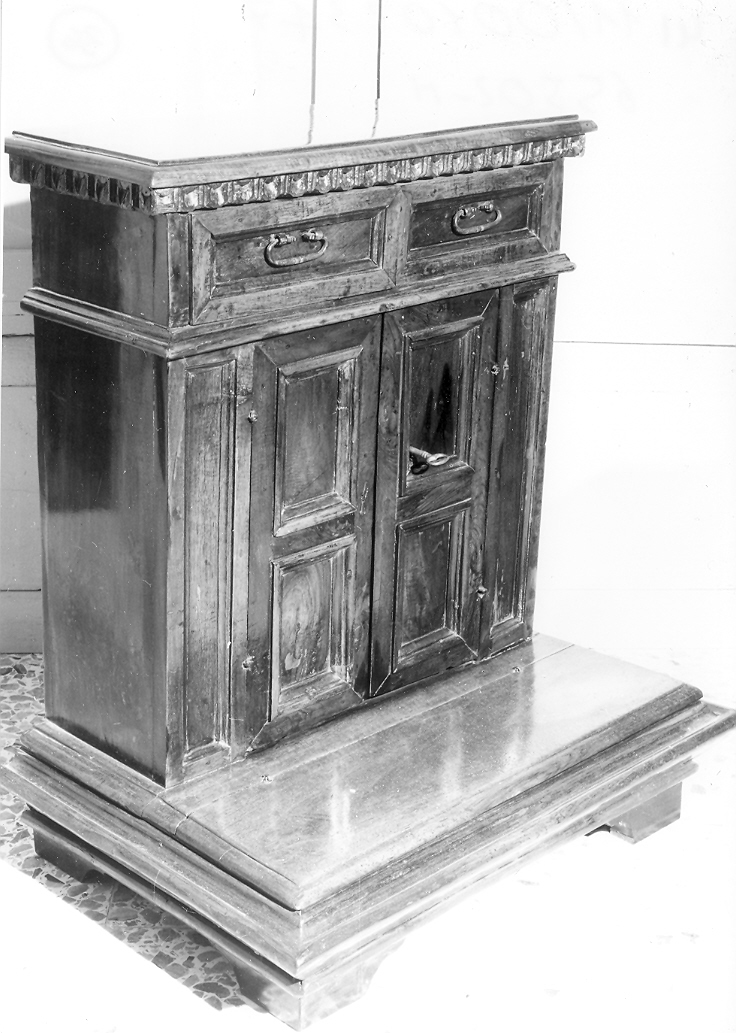 inginocchiatoio - bottega marchigiana (seconda metà sec. XVIII)