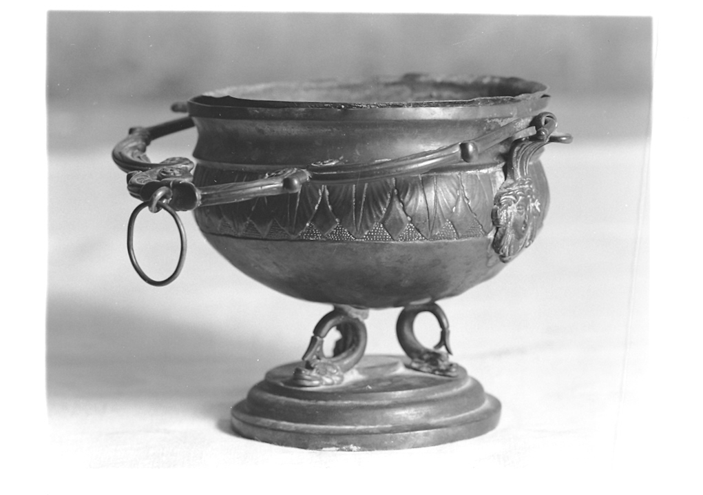 secchiello per l'acqua benedetta - bottega marchigiana (sec. XIX)