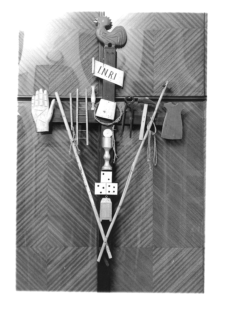 croce penitenziale - bottega marchigiana (prima metà sec. XX)