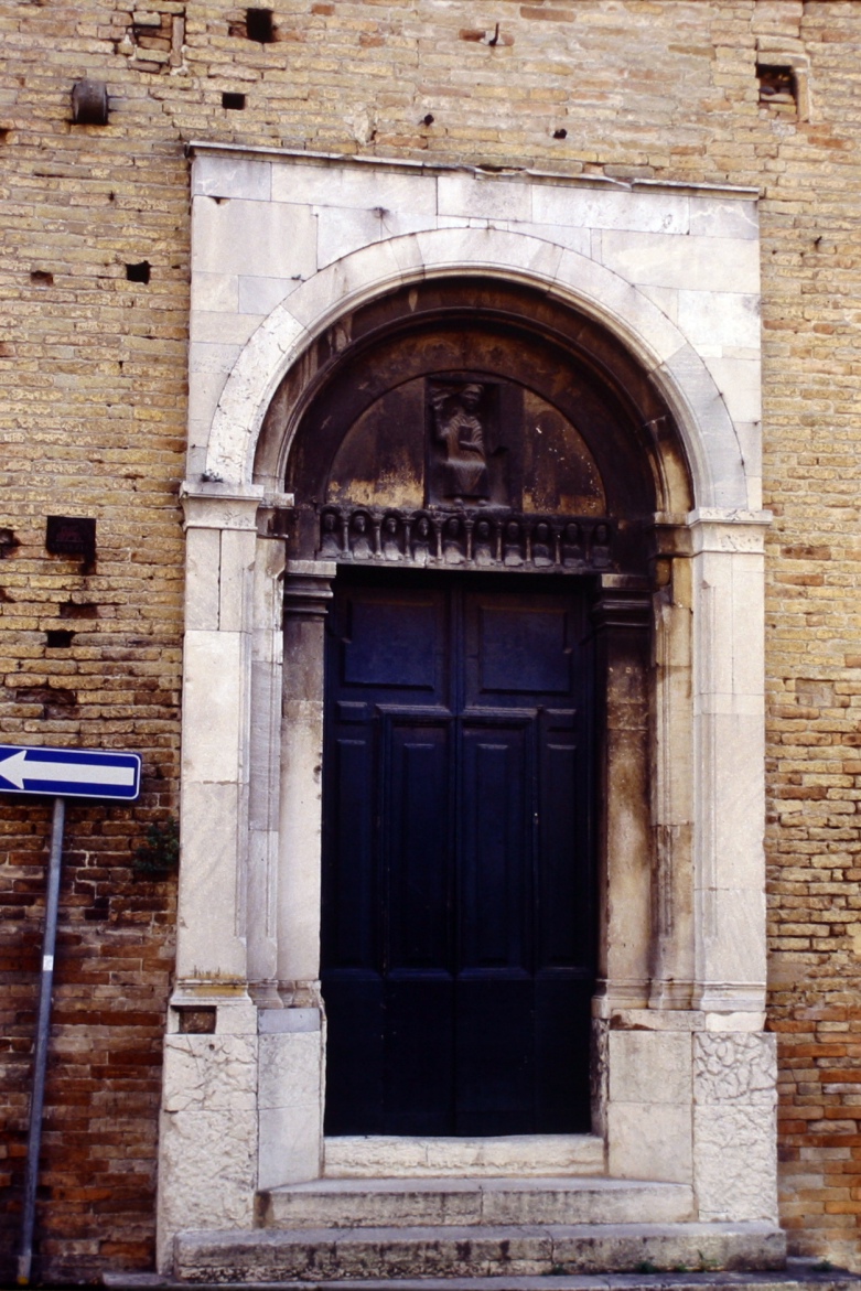 portone - bottega marchigiana (sec. XIX)