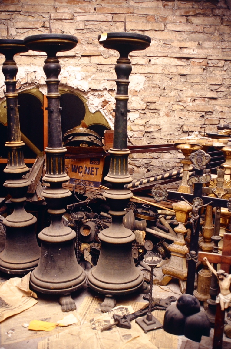 candeliere, serie - bottega marchigiana (sec. XIX)