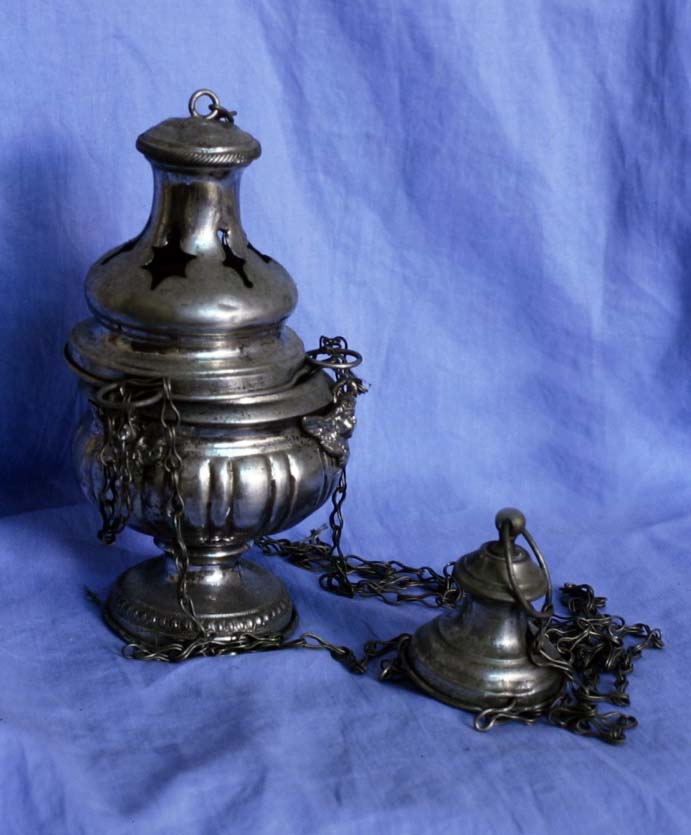 turibolo - bottega marchigiana (prima metà sec. XX)