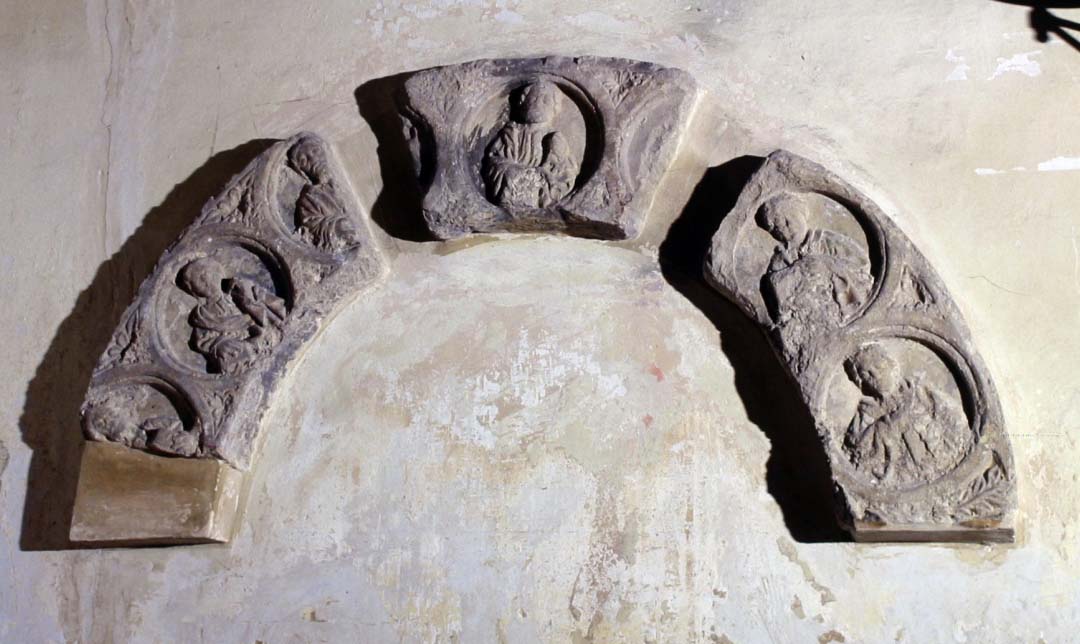 Santi (rilievo) - bottega italiana (fine, prima metà sec. XIII, sec. XIV)