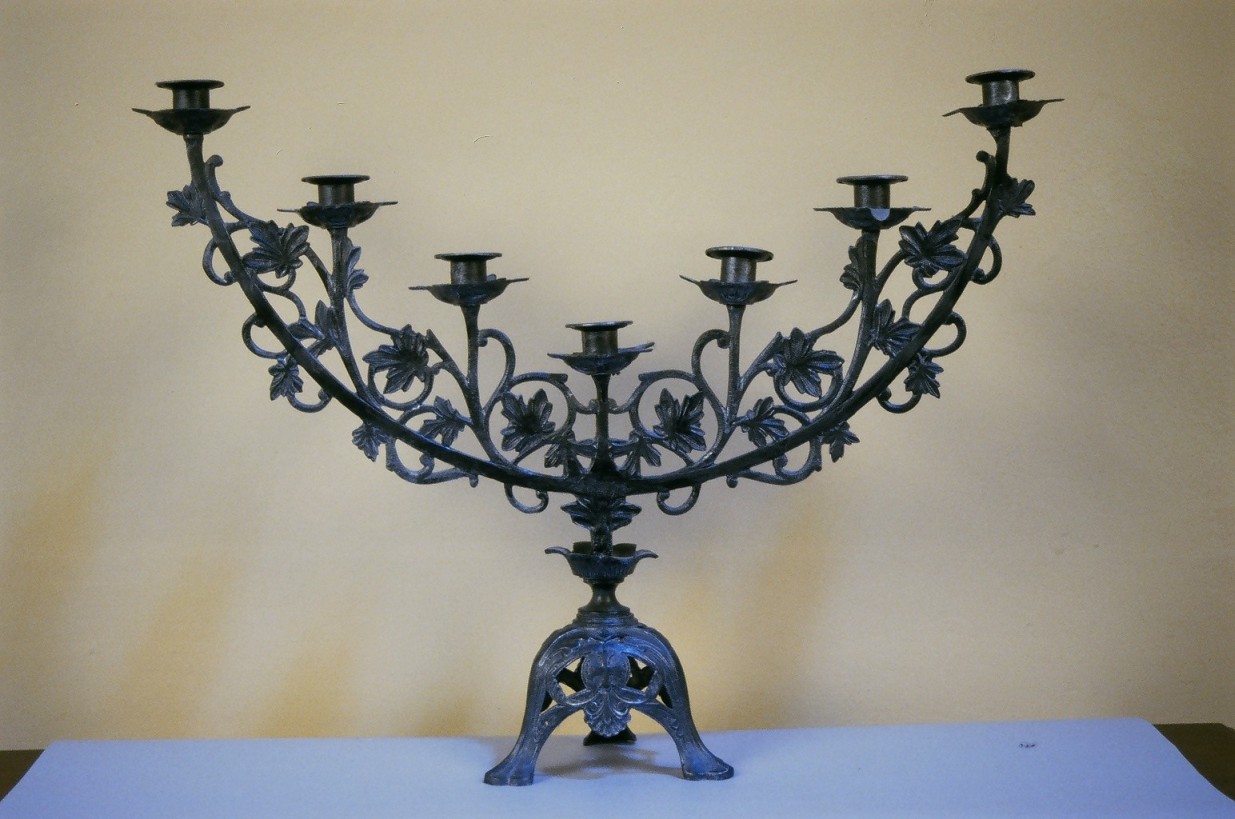 candelabro - ambito italiano (primo quarto sec. XX)