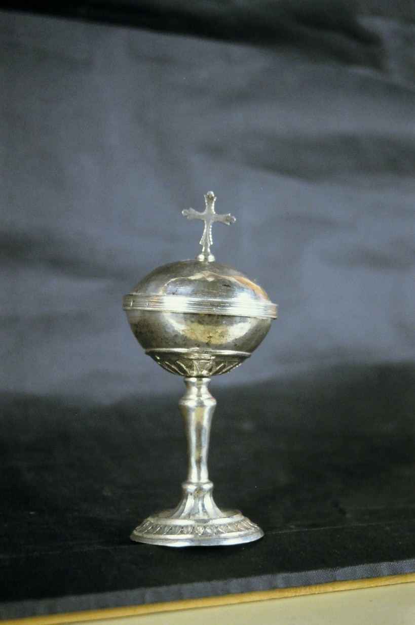 pisside - bottega italiana (seconda metà sec. XIX)