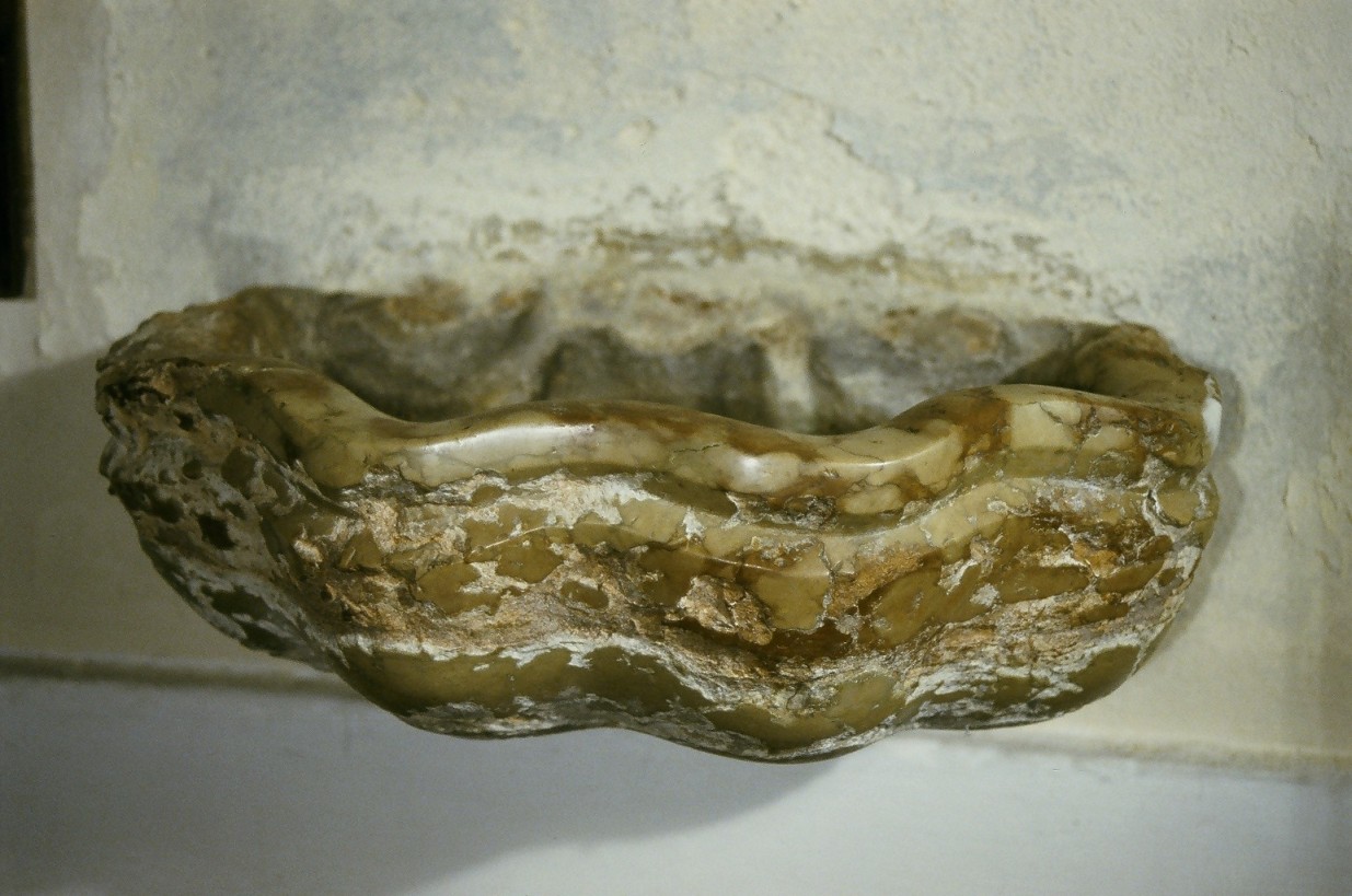 acquasantiera - bottega marchigiana (seconda metà sec. XVIII)