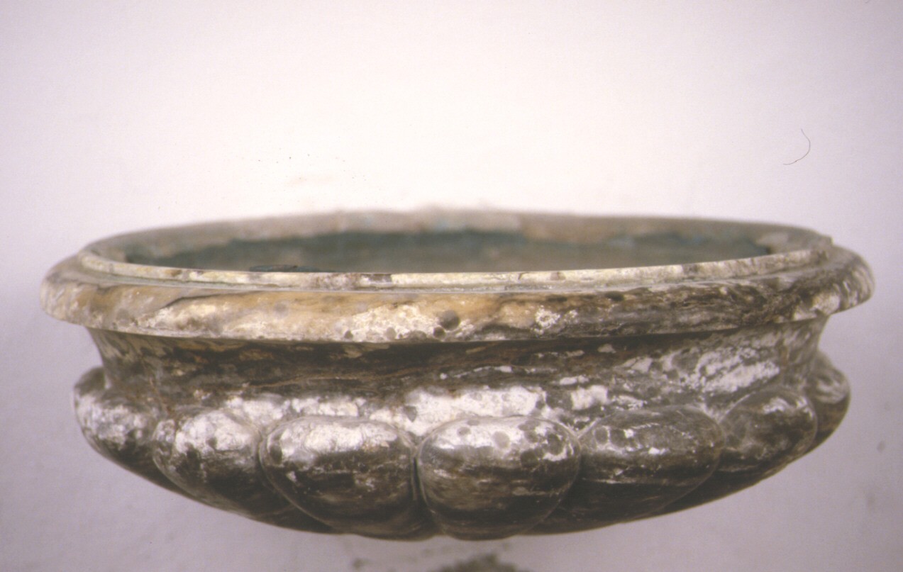 acquasantiera, serie - bottega marchigiana (sec. XVII)