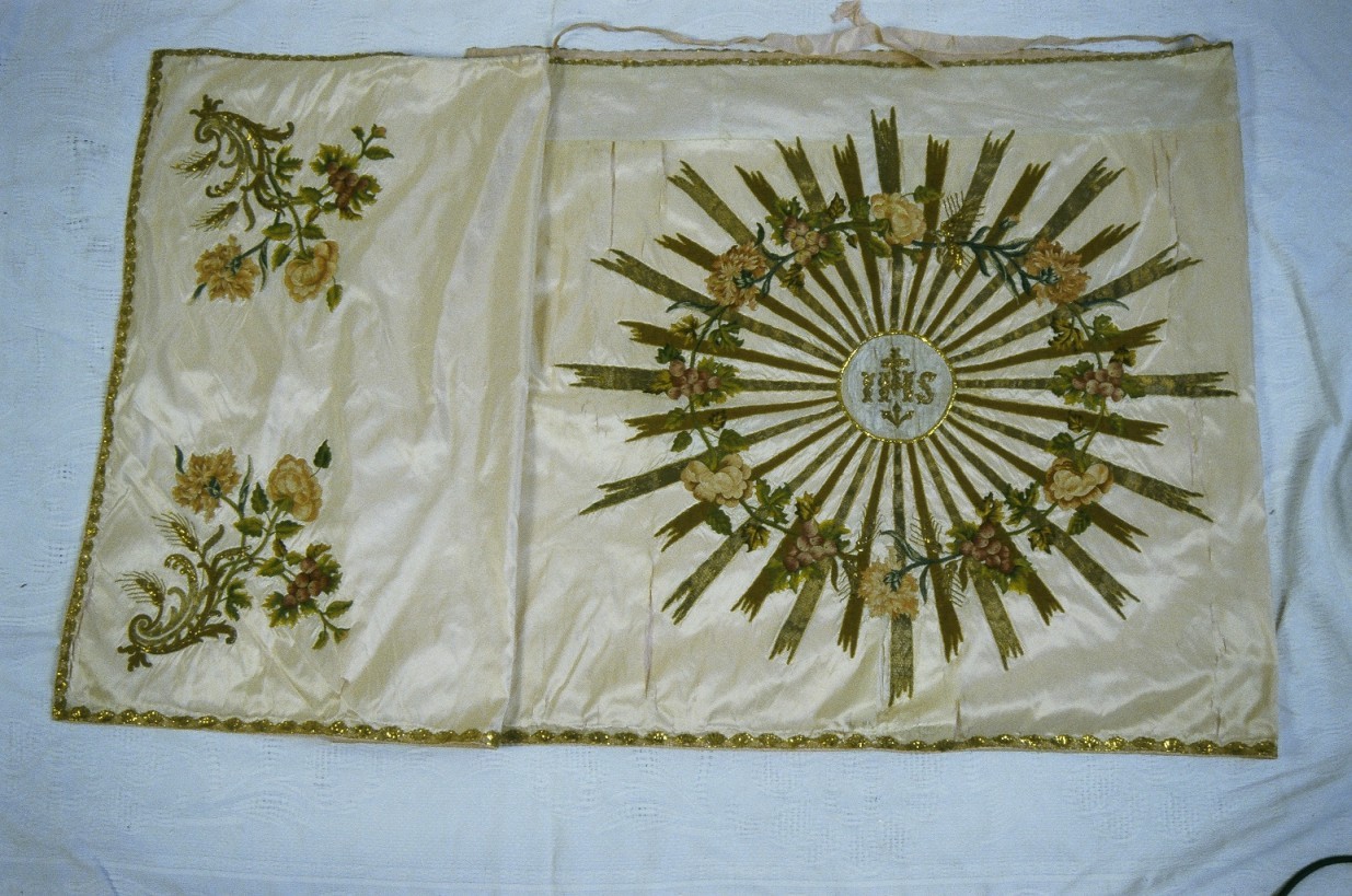 velo omerale - manifattura italiana (primo quarto sec. XX)