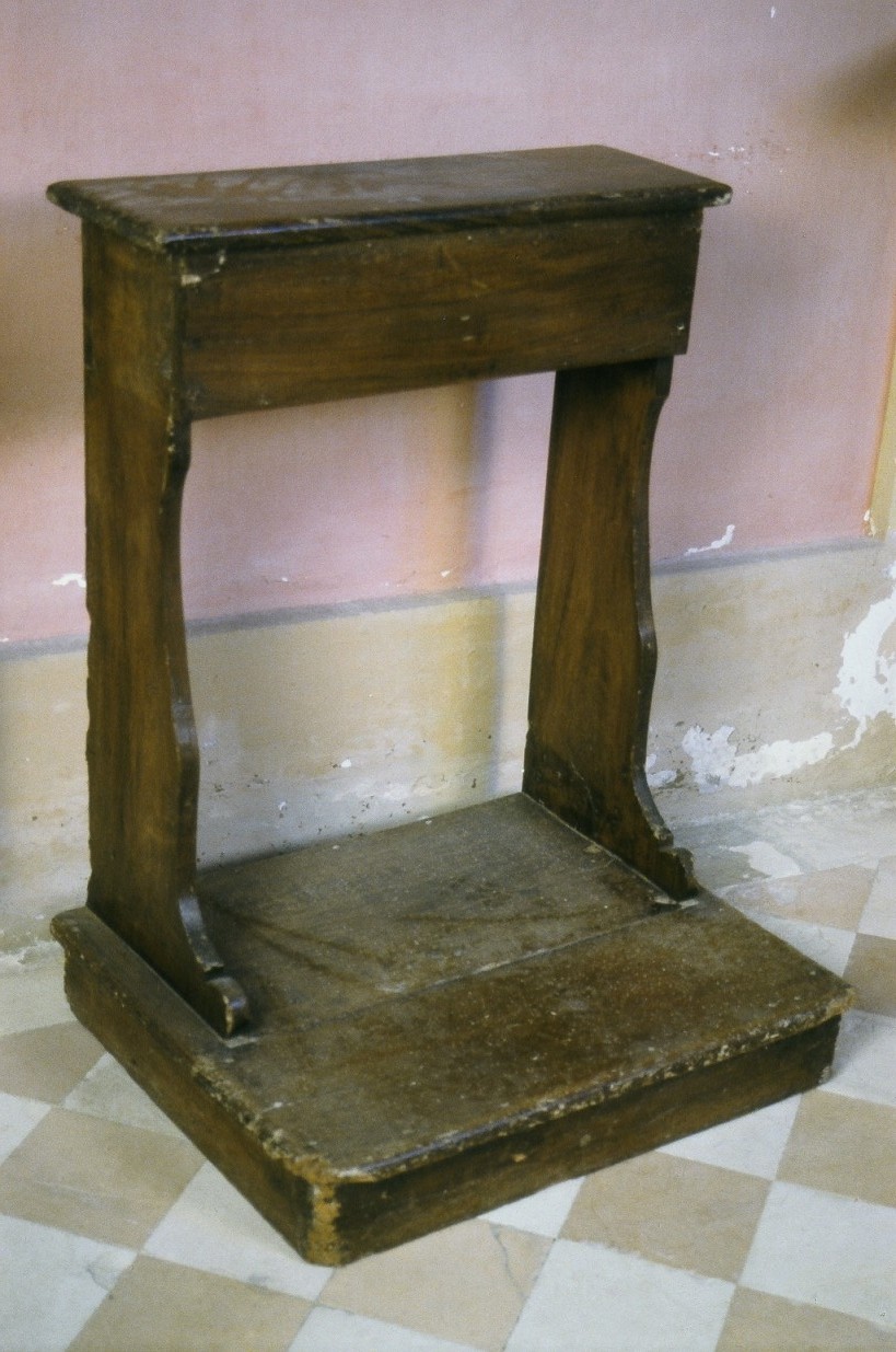 inginocchiatoio - produzione italiana (seconda metà sec. XIX)