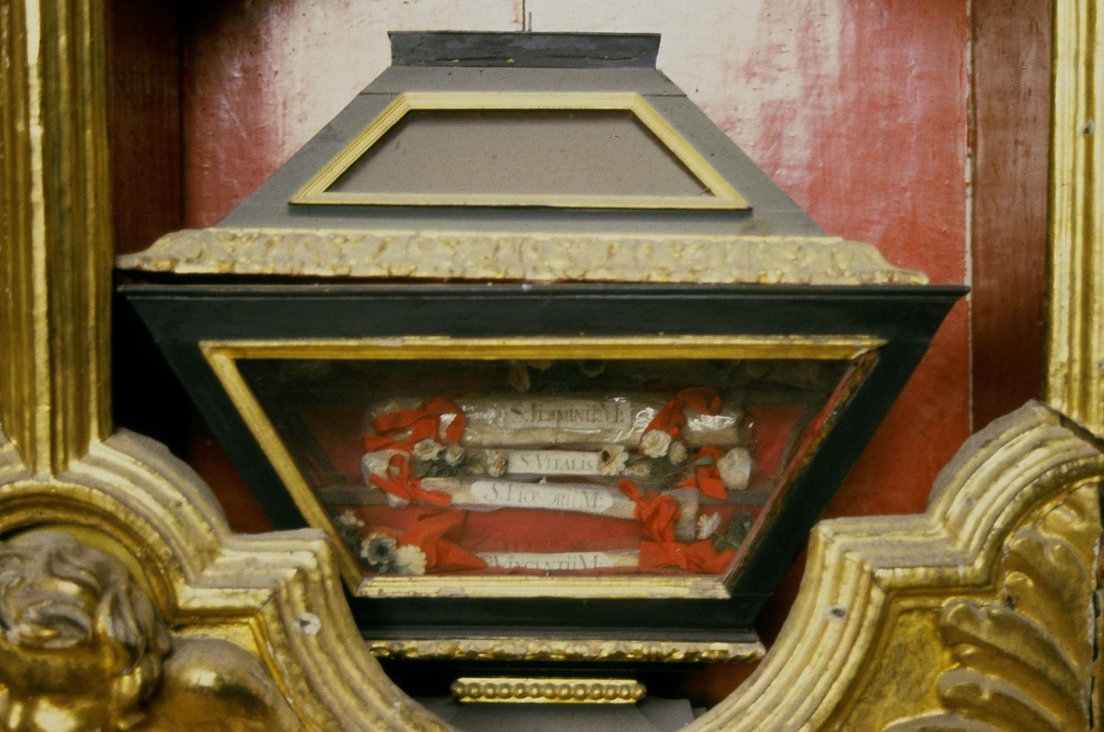 reliquiario - a vaso, elemento d'insieme - ambito marchigiano (fine/inizio secc. XVIII/ XIX)