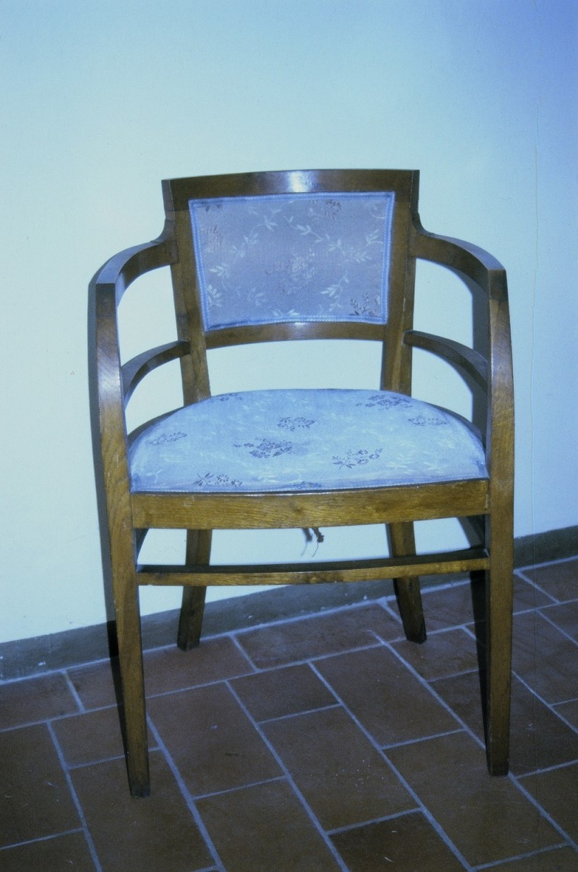 sedia - a braccioli - ambito italiano (secondo quarto sec. XX)