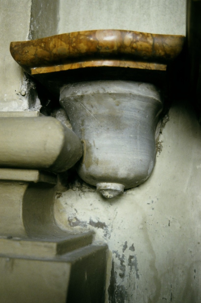 mensola - bottega marchigiana (seconda metà sec. XVIII)