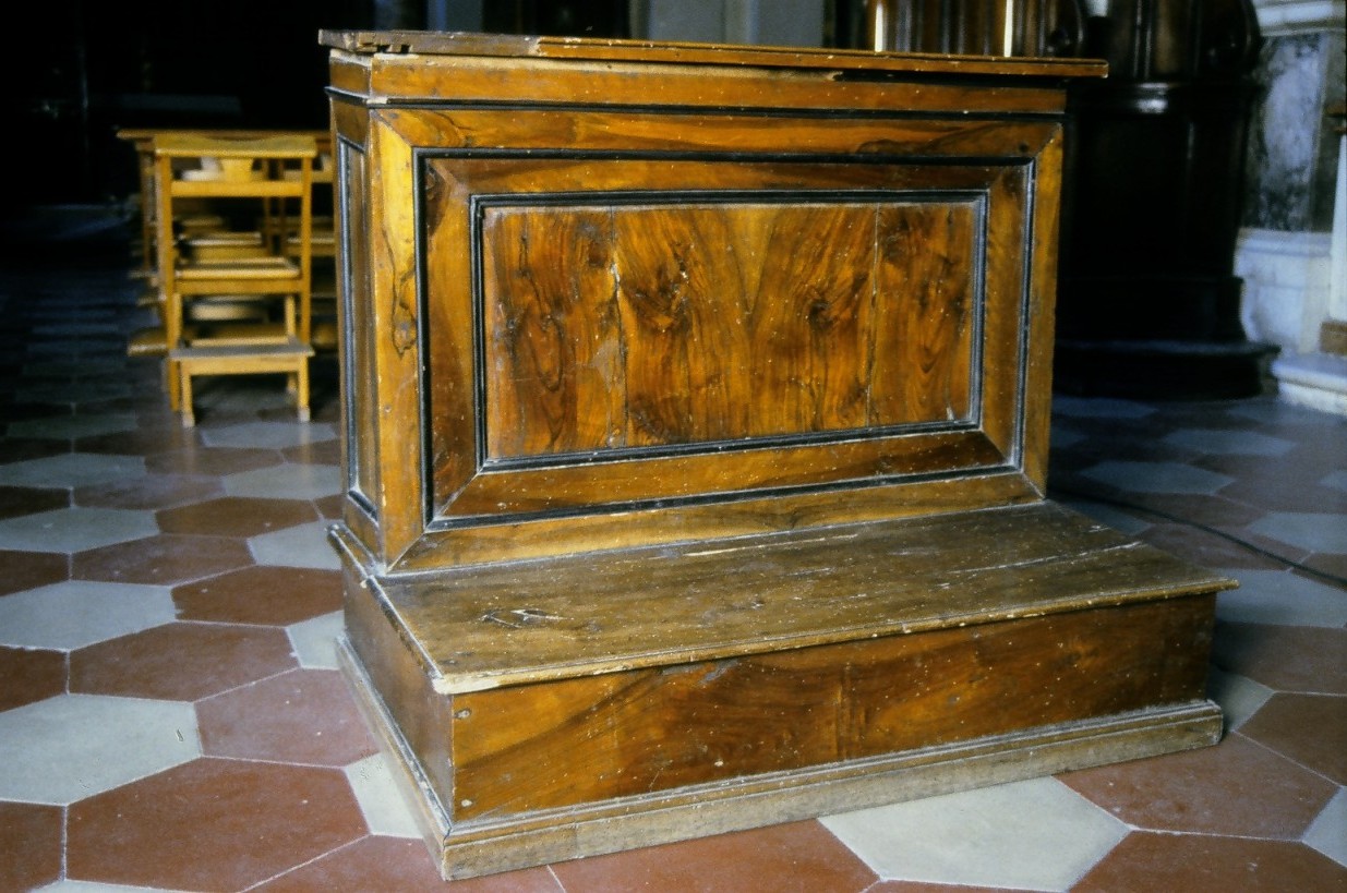 inginocchiatoio - bottega marchigiana (prima metà sec. XIX)