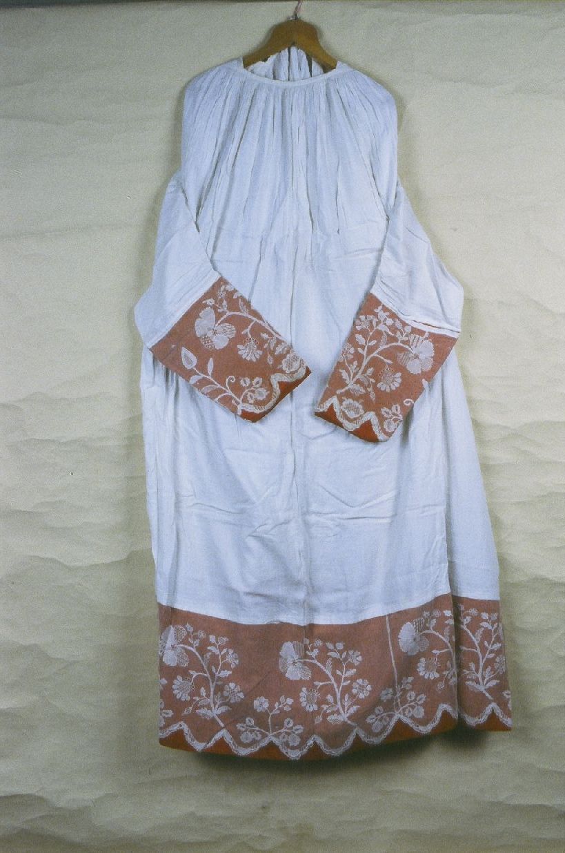 camice - manifattura marchigiana (primo quarto sec. XX)