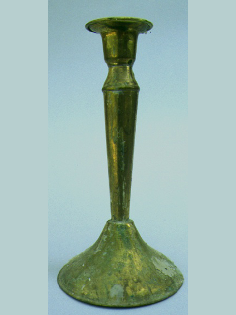 candeliere, coppia - ambito marchigiano (metà sec. XX)