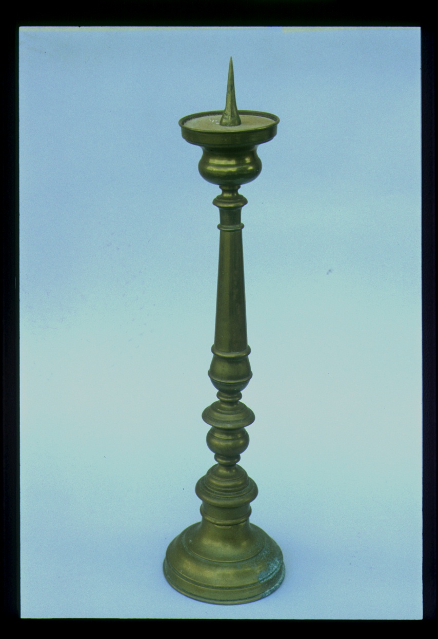 candeliere, elemento d'insieme - ambito marchigiano (metà sec. XX)