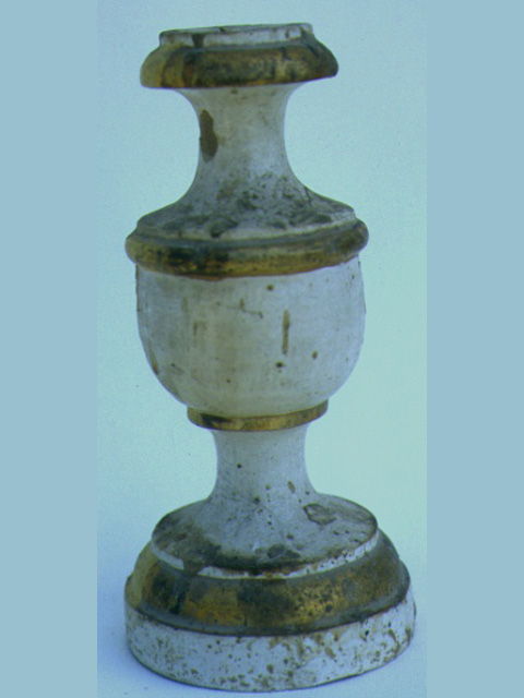 vaso d'altare con composizione floreale, serie - ambito marchigiano (sec. XIX)