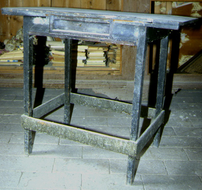tavolo - ambito marchigiano (sec. XIX)