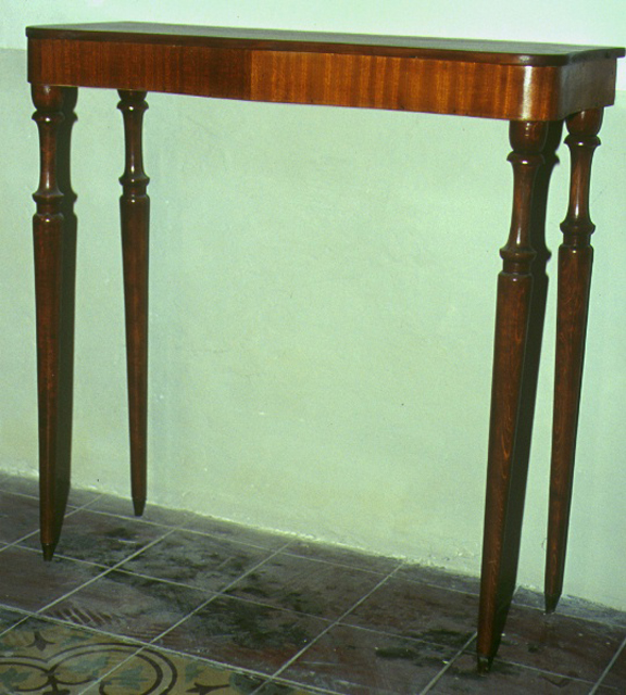 tavolino - ambito marchigiano (sec. XIX)