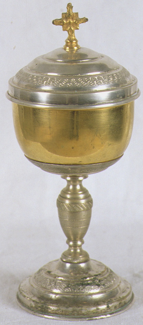 pisside - ambito marchigiano (prima metà sec. XX)