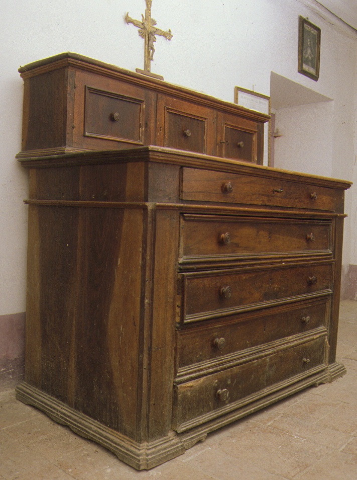 armadio da sacrestia - ambito marchigiano (sec. XIX)