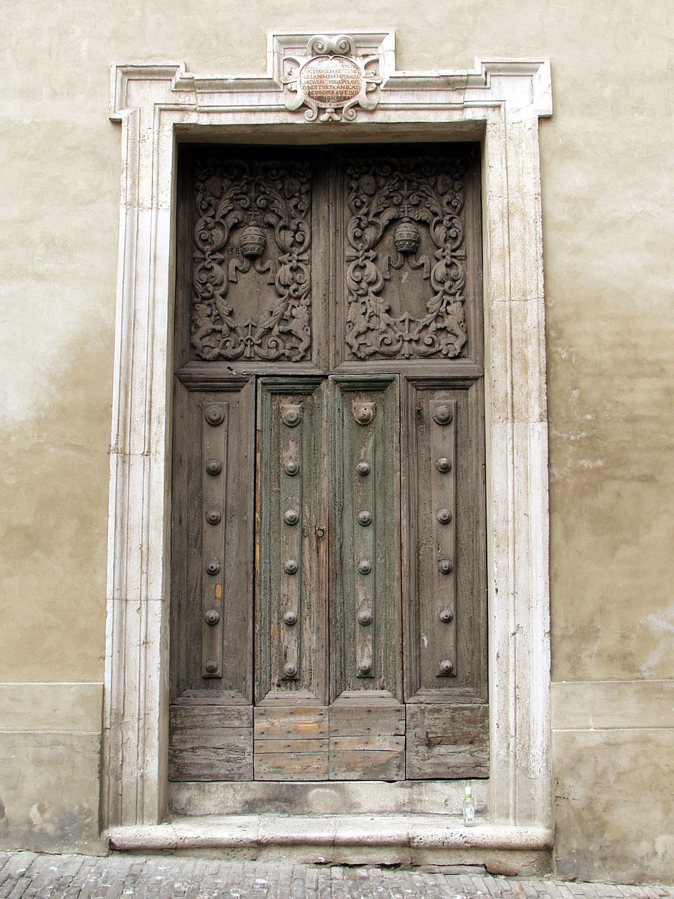 portale - bottega marchigiana (secondo quarto sec. XVII)